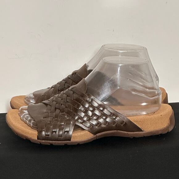Taos Footwear Brown Woven Sandals - Picture 2 of 11